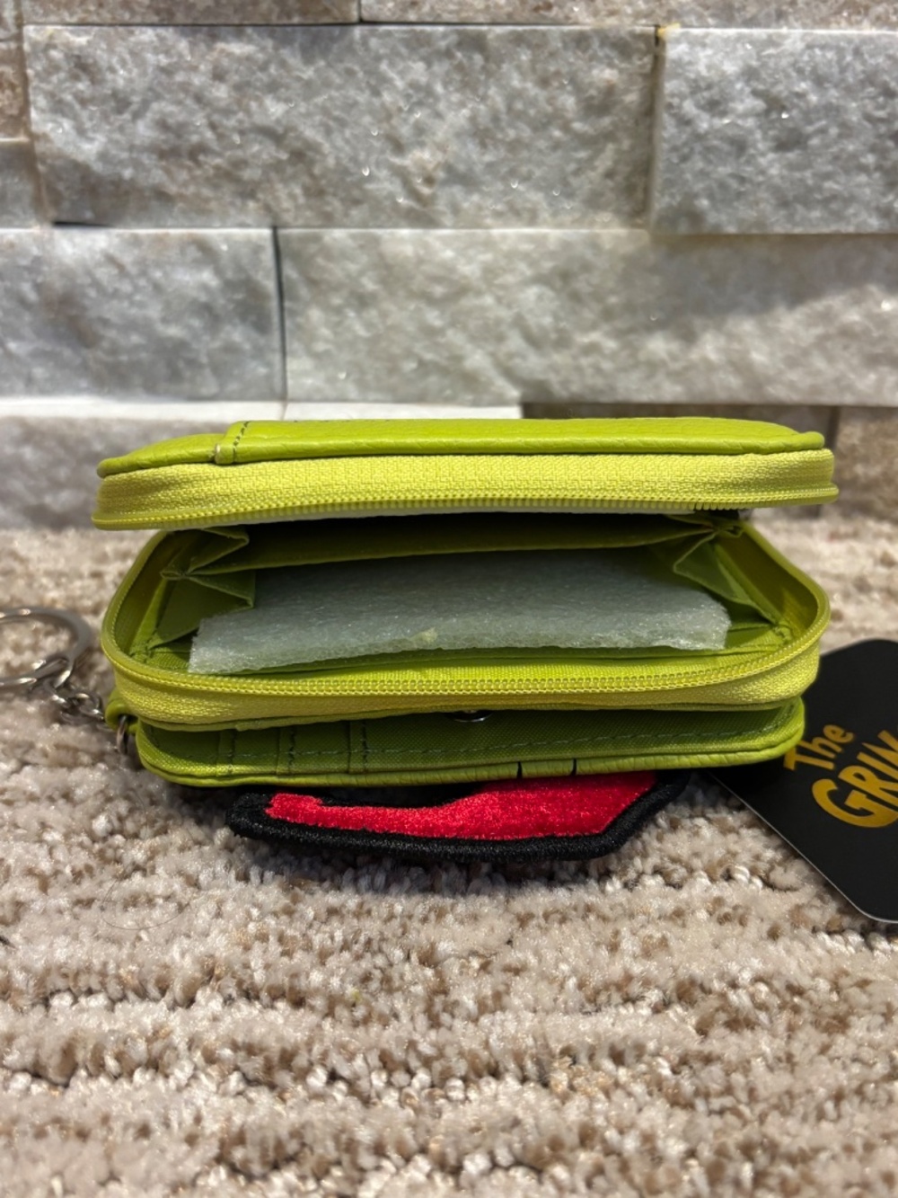 Dr. Seuss’ The Grinch Plush Tote Bag & Wallet Set - Officially Licensed - Picture 13 of 16